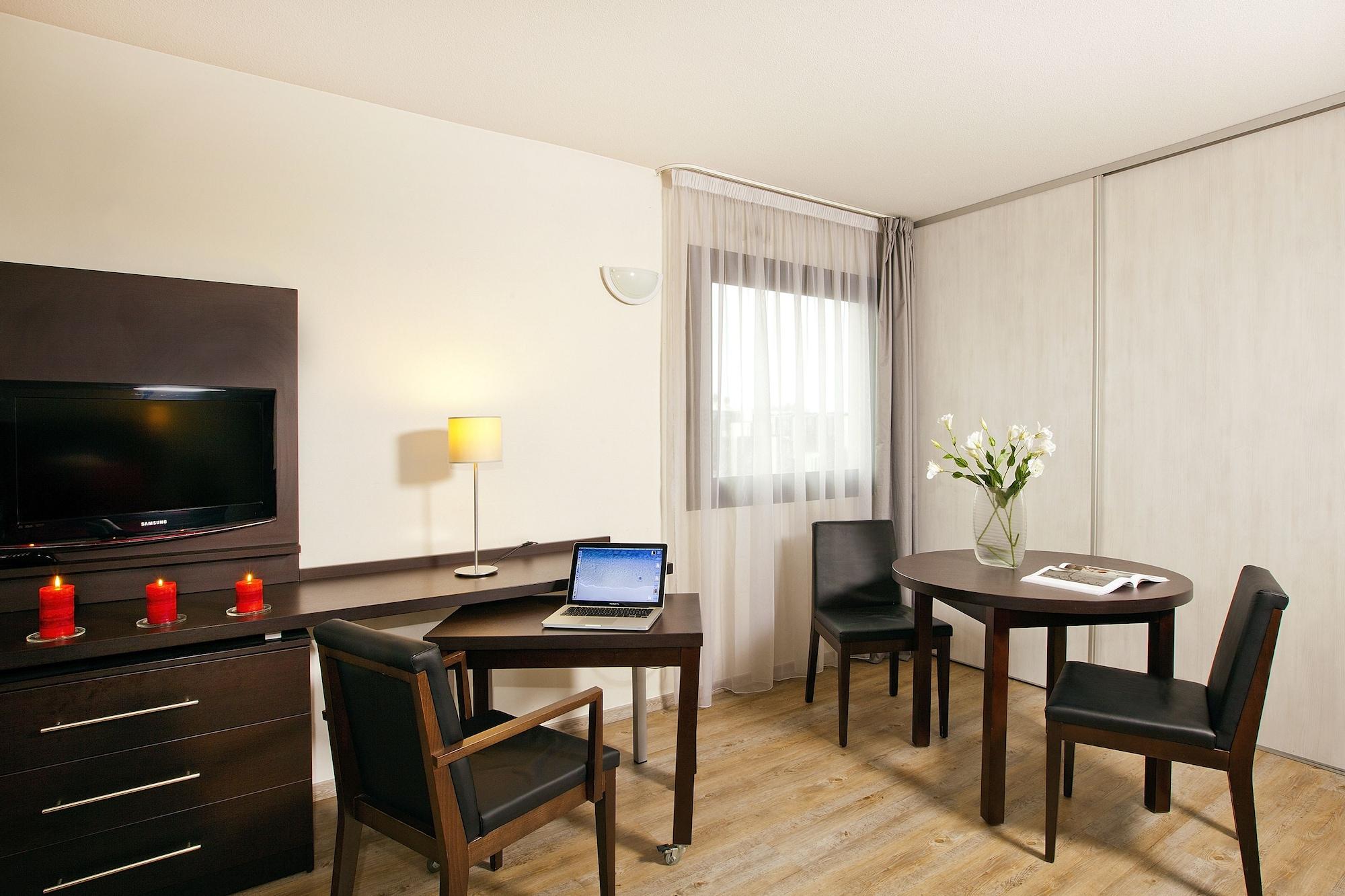 Residhome Aparthotel 3*