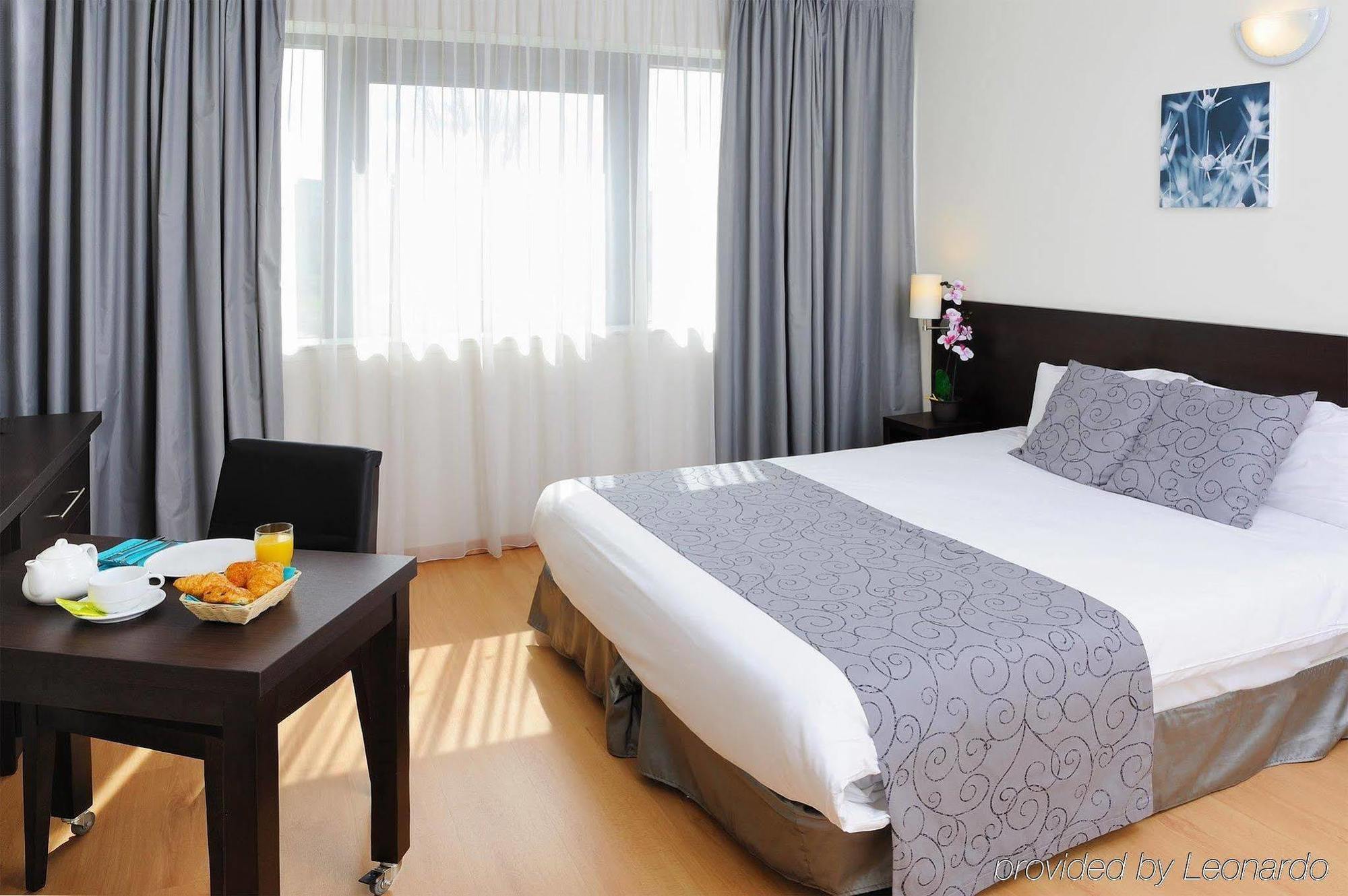 Aparthotel Residhome 3*